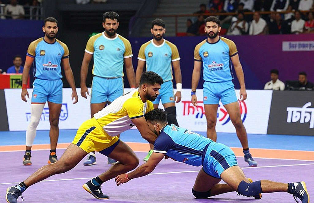 কাবাডির সেই অদৃশ্য অ্যাকাডেমি: ভারতের স্কোরবোর্ড যেখানে থামে, গল্প সেখানে শুরু হয় কাবাডির সেই অদৃশ্য অ্যাকাডেমি: ভারতের স্কোরবোর্ড যেখানে থামে, গল্প সেখানে শুরু হয়