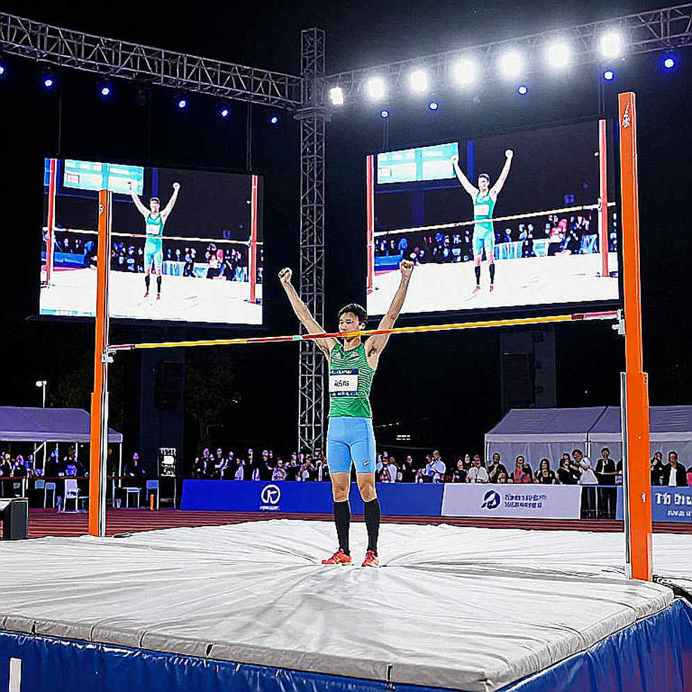 মাহনূরের সোনা সিন্ধুর প্রথম, কিন্তু ৩২ মিনিটের সময়টা আসলে কী বলছে?