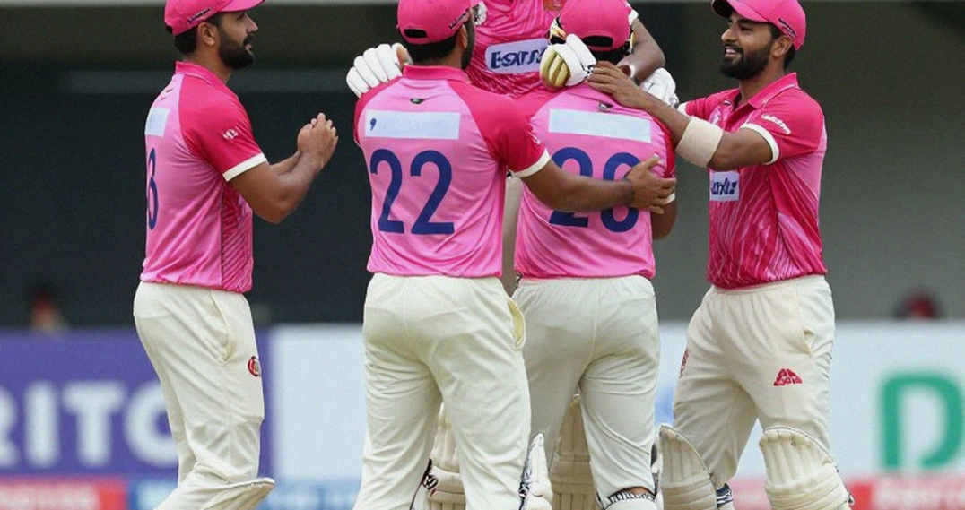 আইপিএল নিলামে দাম ওঠে হাইলাইটের, মিনিটের নয় — ৯০০ মিনিটের লেজার যা বলে আইপিএল নিলামে দাম ওঠে হাইলাইটের, মিনিটের নয় — ৯০০ মিনিটের লেজার যা বলে