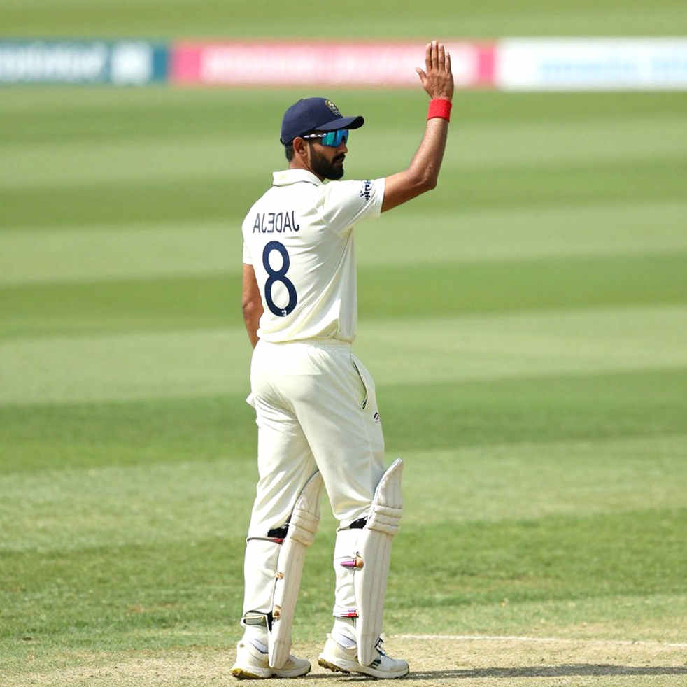 একটি ঘুষি, তিনটি কর্তৃপক্ষ: স্টোকসের বিদায় এবং ইসিবি-র শাসন-ফাঁকের হিসাব একটি ঘুষি, তিনটি কর্তৃপক্ষ: স্টোকসের বিদায় এবং ইসিবি-র শাসন-ফাঁকের হিসাব