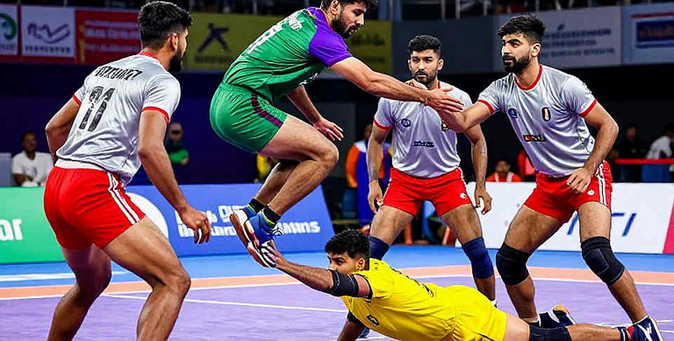 নভেম্বর ২০২৬: তিন বড় গেমের লঞ্চ-যুদ্ধ এবং প্ল্যাটফর্ম বিভাজনের বাস্তবতা নভেম্বর ২০২৬: তিন বড় গেমের লঞ্চ-যুদ্ধ এবং প্ল্যাটফর্ম বিভাজনের বাস্তবতা