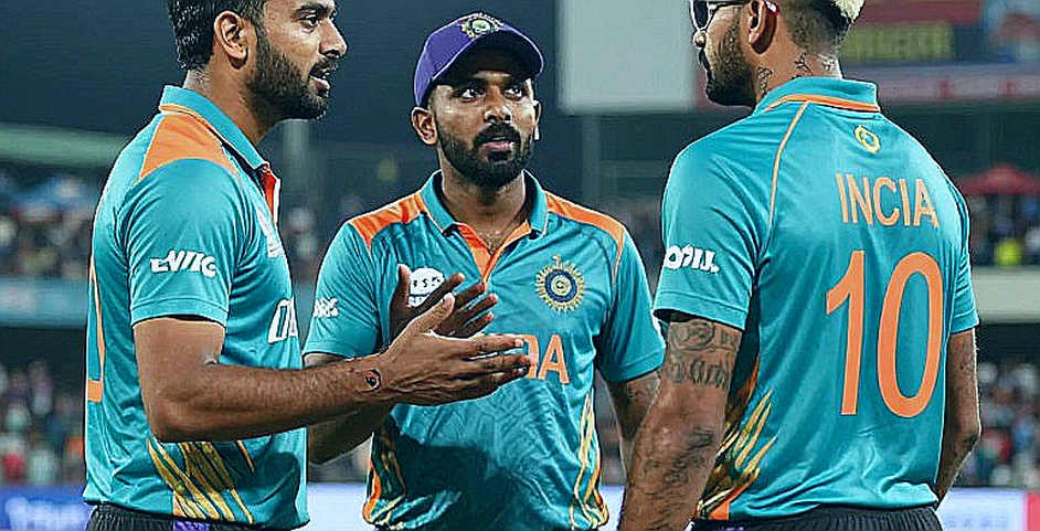 রঞ্জি ট্রফি: শামি ও সিনিয়রদের তাণ্ডবে দিল্লিকে চূর্ণ করল বাংলা, দেশাইয়ের স্পিনে বোনাস পয়েন্ট গুজরাটের রঞ্জি ট্রফি: শামি ও সিনিয়রদের তাণ্ডবে দিল্লিকে চূর্ণ করল বাংলা, দেশাইয়ের স্পিনে বোনাস পয়েন্ট গুজরাটের