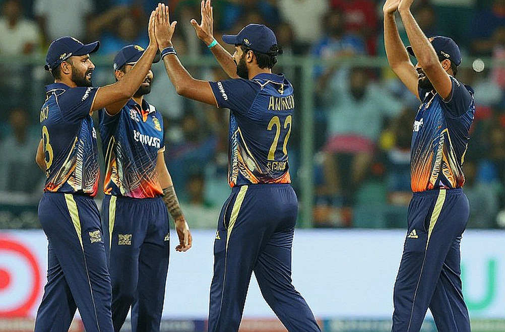 পাঁচ তারার এক মাস: গিলের রেকর্ড, শেফালির প্রতিধ্বনি, আর একটি পুরস্কারের নিঃশব্দ হিসাব পাঁচ তারার এক মাস: গিলের রেকর্ড, শেফালির প্রতিধ্বনি, আর একটি পুরস্কারের নিঃশব্দ হিসাব