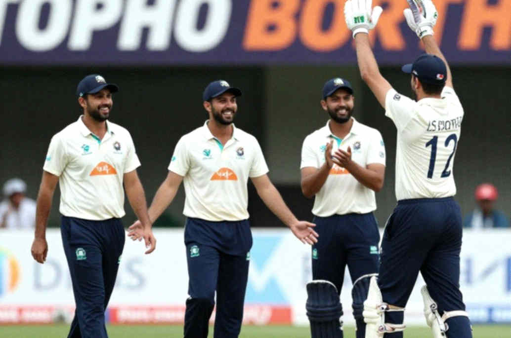 পুনম রাউতের বিদায়: ৮৬ রানের ফাইনাল কীভাবে ২২৯৯ রানের ক্যারিয়ারকে গ্রাস করতে পারে পুনম রাউতের বিদায়: ৮৬ রানের ফাইনাল কীভাবে ২২৯৯ রানের ক্যারিয়ারকে গ্রাস করতে পারে