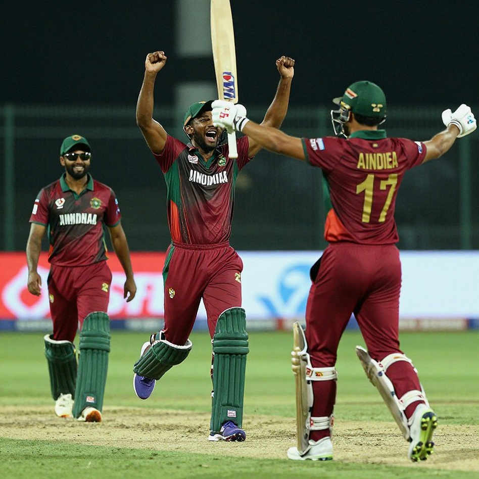 খালি ঘর, বড় দাবি: ক্রিকেট ডেটার যাচাইয়ে ব্লকচেইন কী পারে, কী পারে না খালি ঘর, বড় দাবি: ক্রিকেট ডেটার যাচাইয়ে ব্লকচেইন কী পারে, কী পারে না