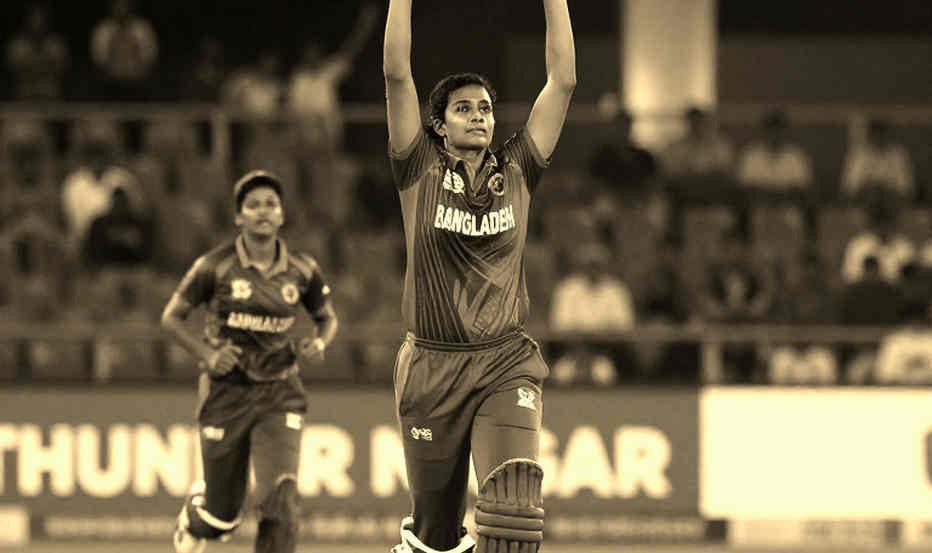খালি ফাইলের মৌসুম: ট্রান্সফার উইন্ডোর কোলাহলে ক্রিকেট বিশ্লেষণের নীরবতা