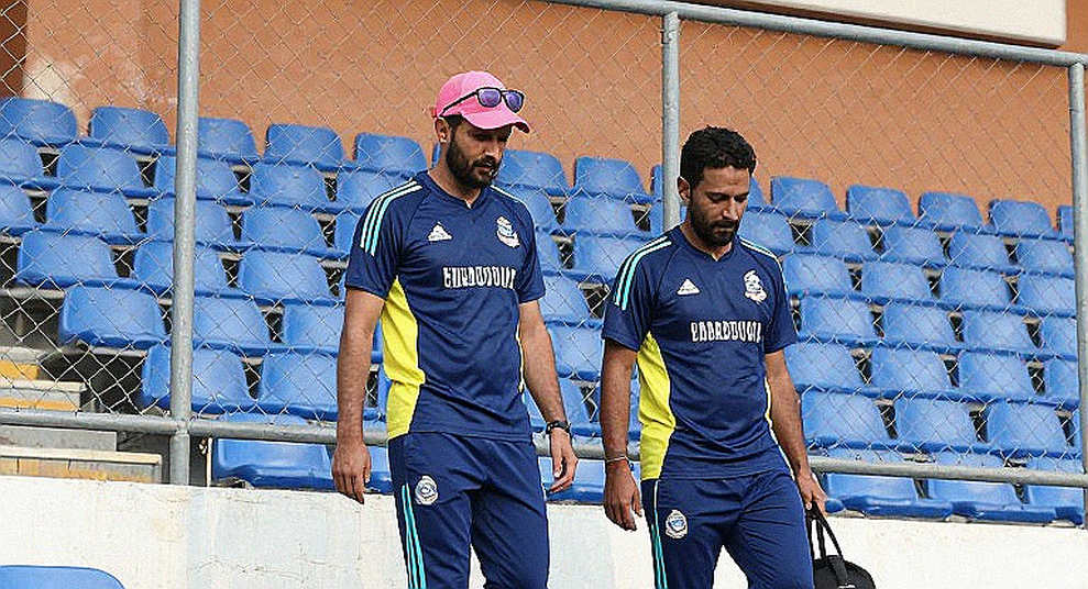 শীর্ষে রশিদের ব্যবধান বাড়ল, কিন্তু চার উইকেটের ইনিংসটি এখনো একটি অসম্পূর্ণ বাক্য